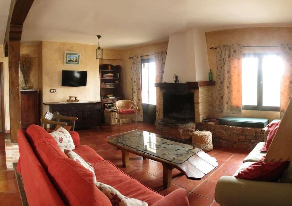 Gran Casa, Lagunas De Ruidera, Bbq, Porche, Chimenea 외부 사진